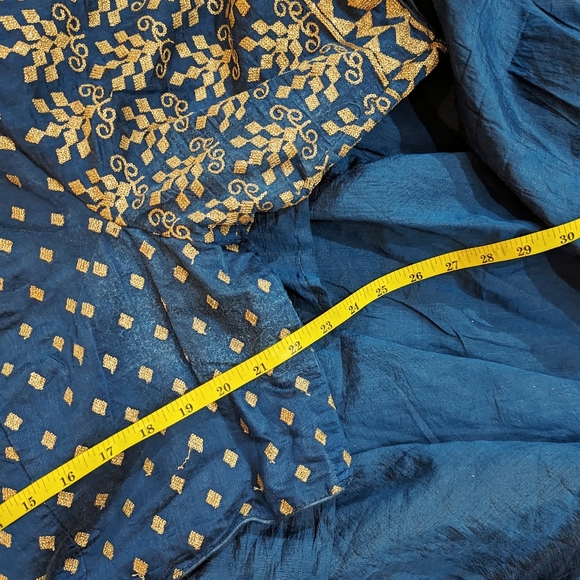 Cbazaar blue layered handkerchief lehenga, pink dupatta, size 16-18 or XL-2X - Picture 4 of 6